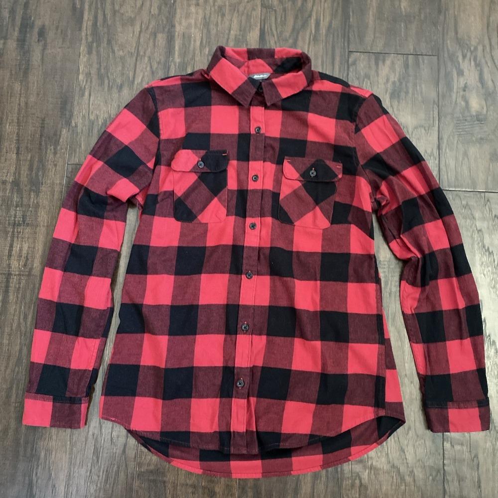 Eddie Bauer Flannel Shirt Women size Medium Button Up Red Black Buffalo Plaid